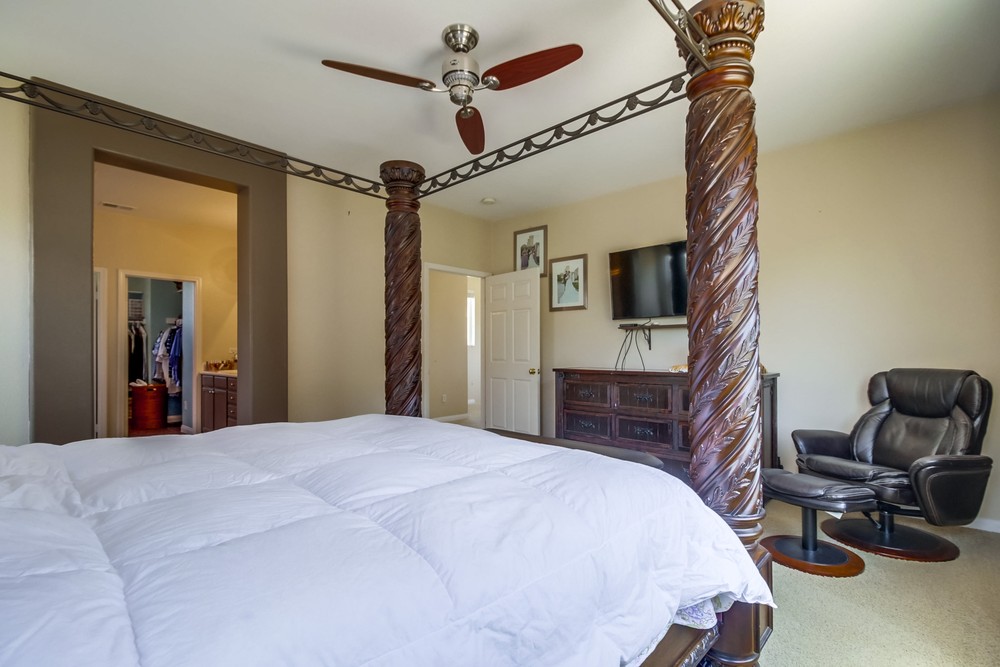 Virtual tour photo 24 of 49 for 5317 Westport View Dr