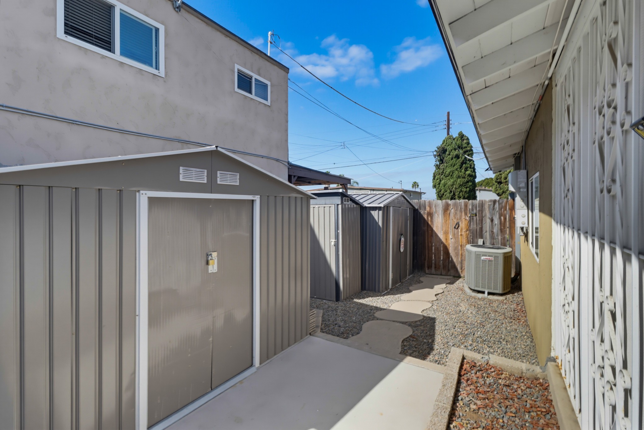 Virtual tour photo 7 of 41 for 532 Paraiso Ave