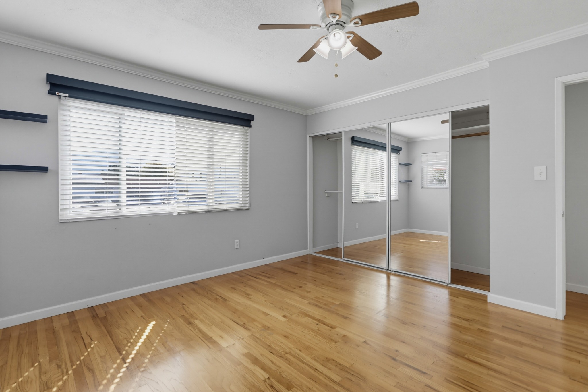 Virtual tour photo 22 of 41 for 532 Paraiso Ave