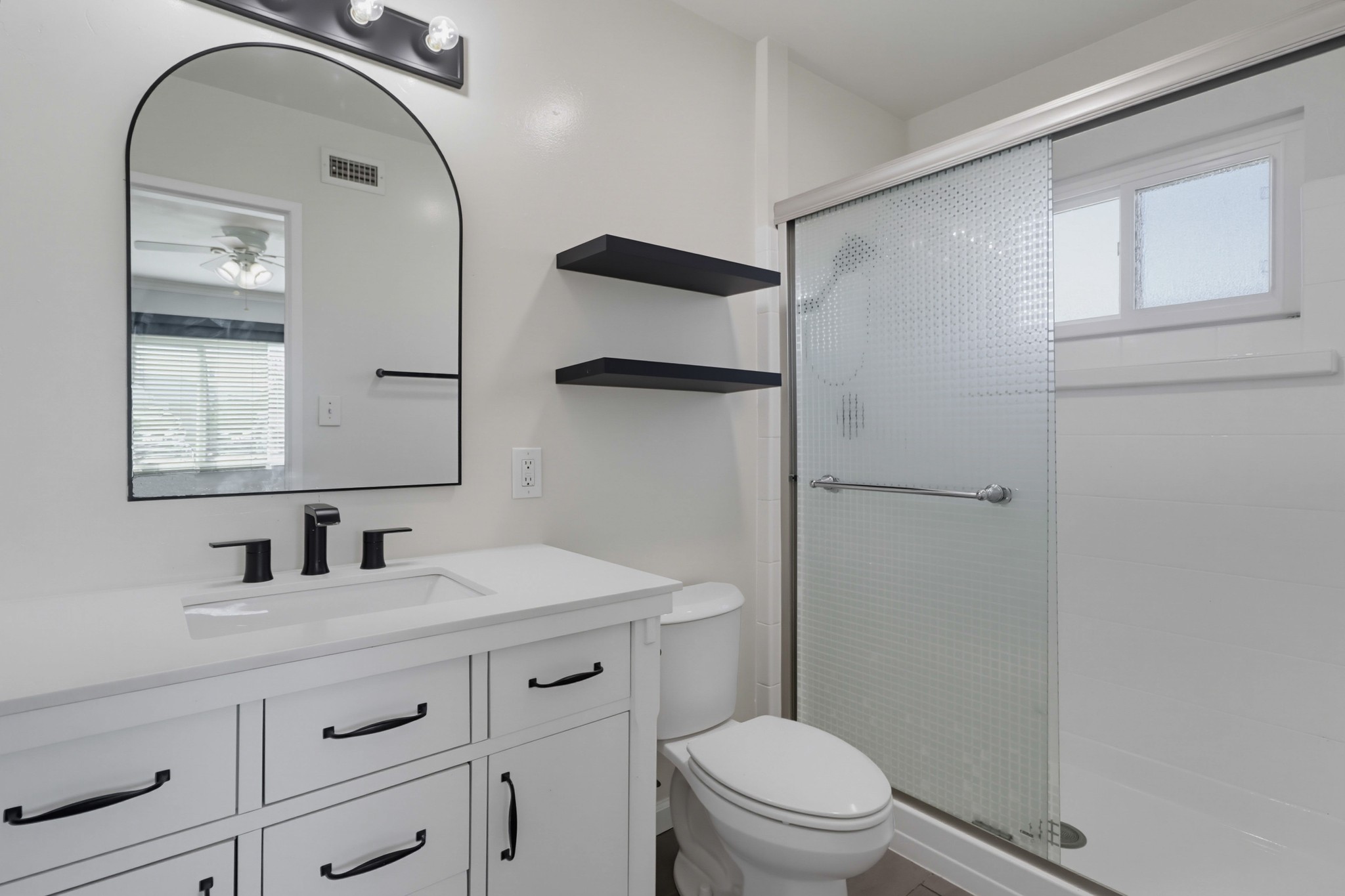 Virtual tour photo 25 of 41 for 532 Paraiso Ave