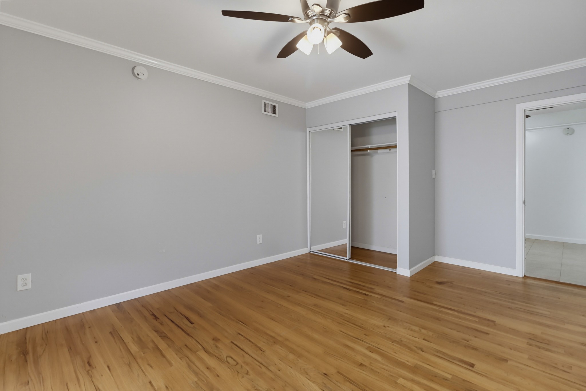 Virtual tour photo 28 of 41 for 532 Paraiso Ave