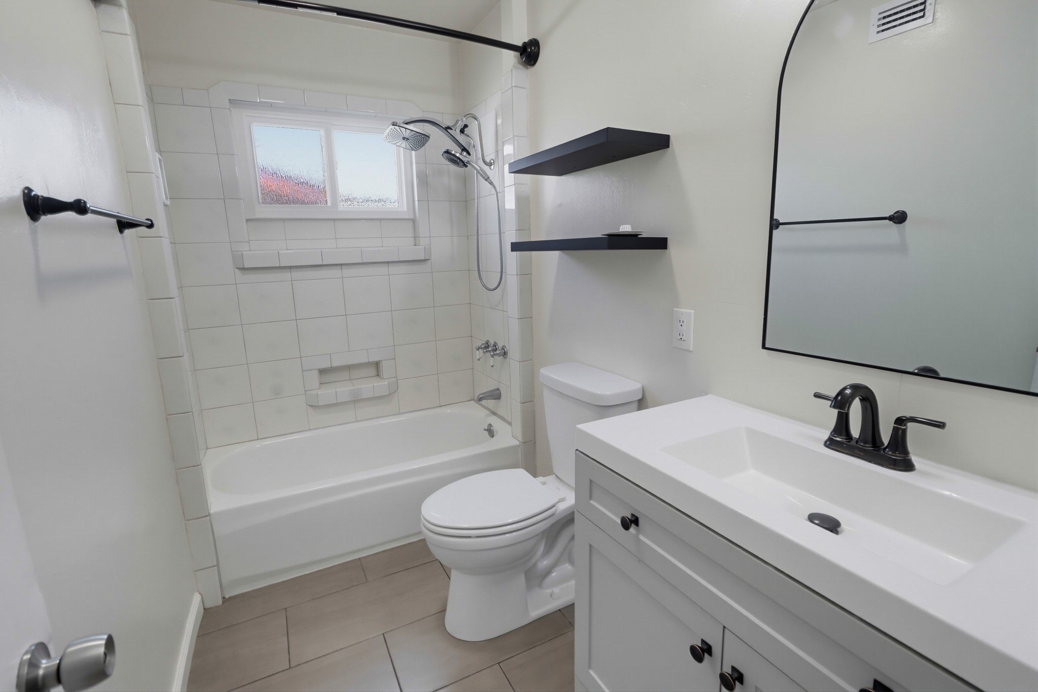 Virtual tour photo 33 of 41 for 532 Paraiso Ave
