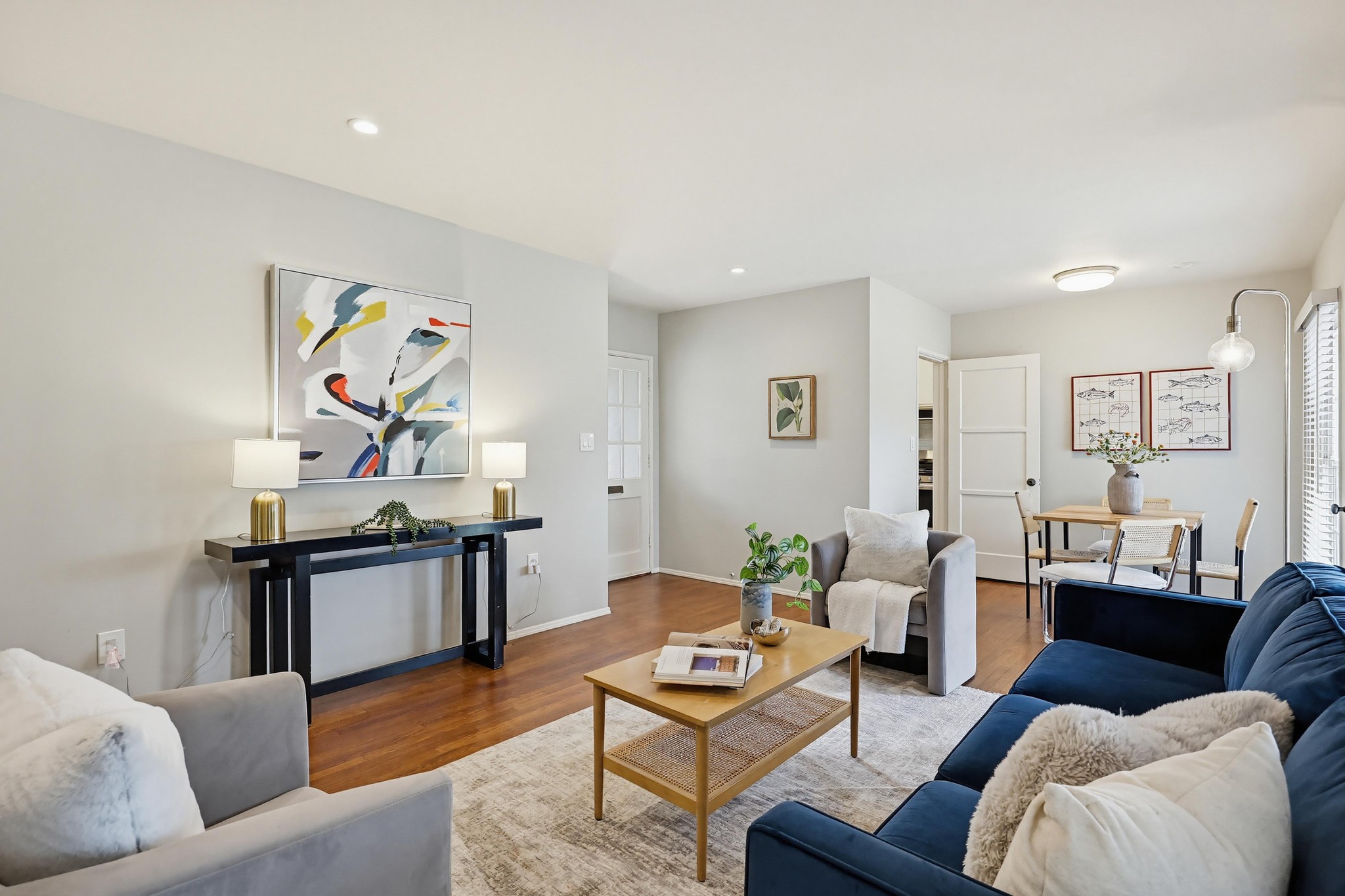 Virtual tour photo 8 of 25 for 5321 Logan Ave