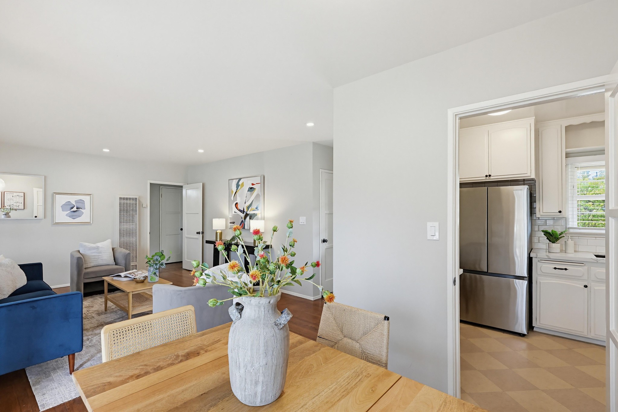 Virtual tour photo 12 of 25 for 5321 Logan Ave