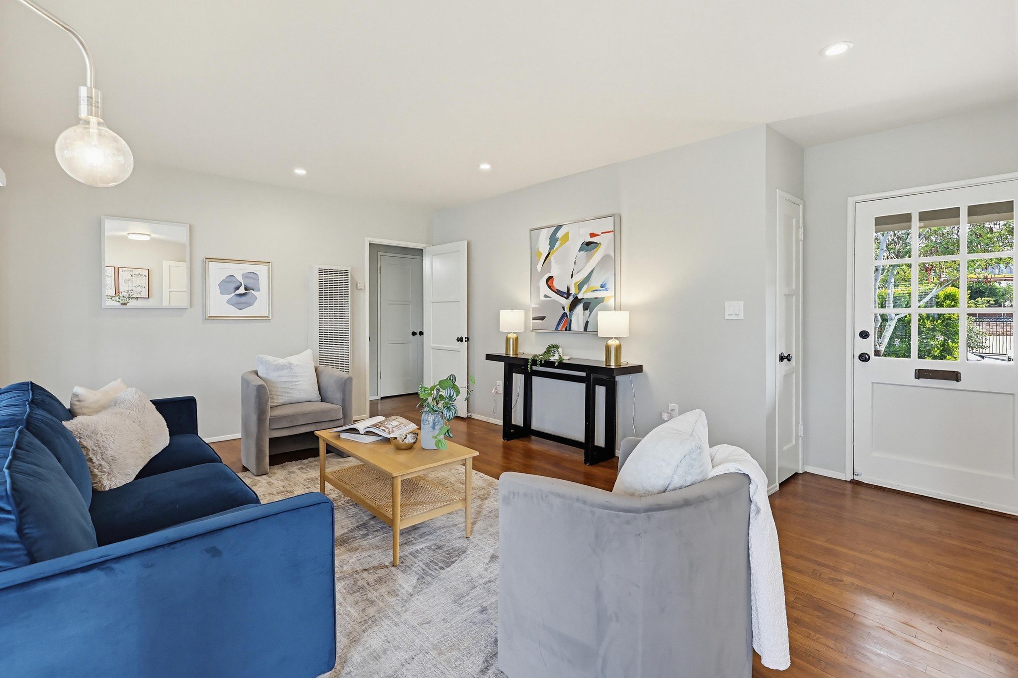 Virtual tour photo 14 of 25 for 5321 Logan Ave