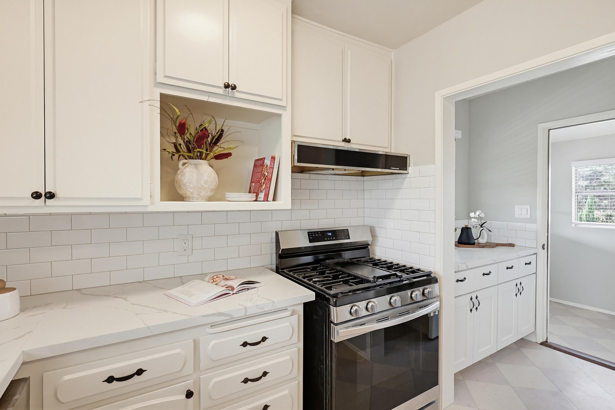 Virtual tour photo 23 of 25 for 5321 Logan Ave