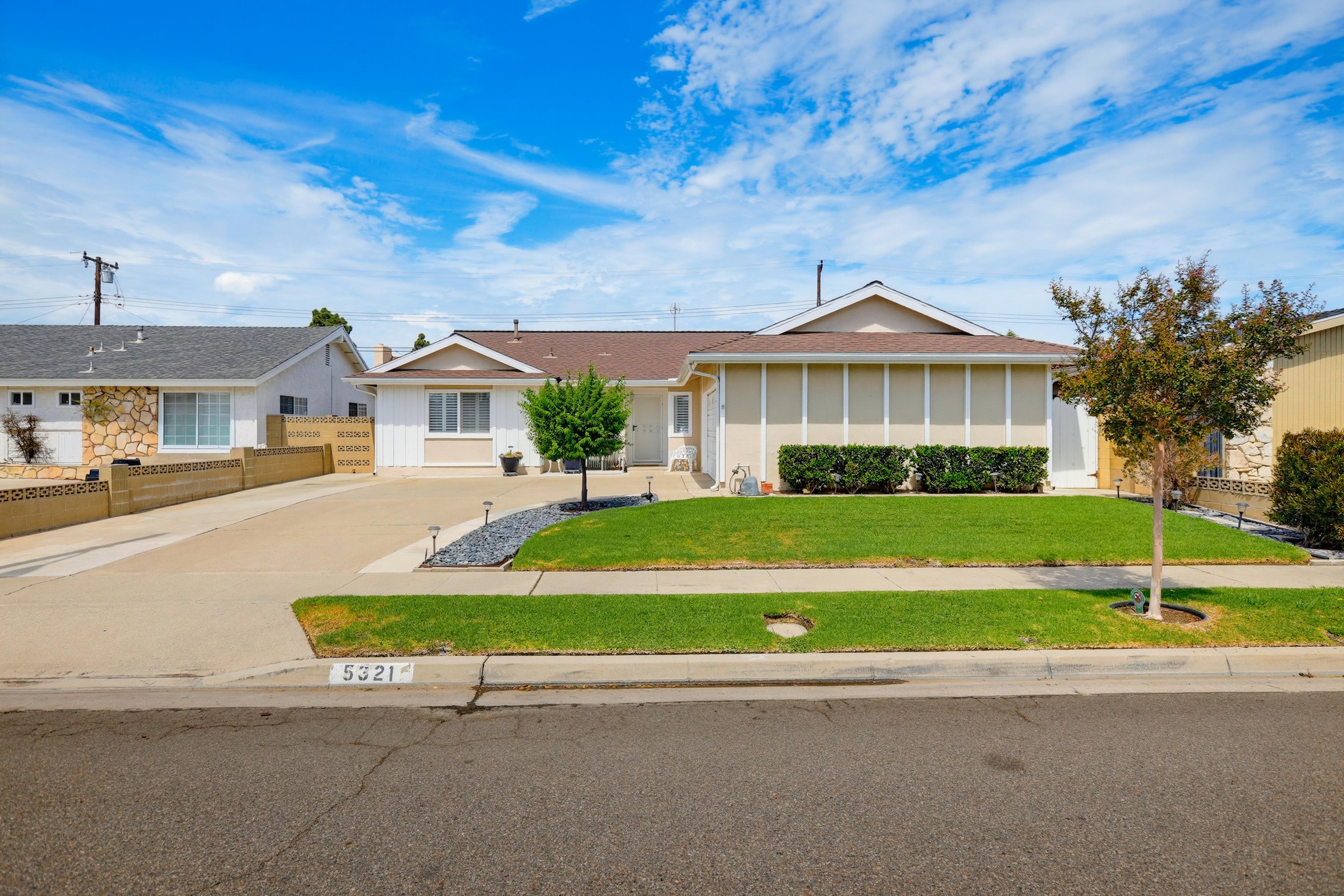 Virtual tour photo 1 of 69 for 5321 Park Ave