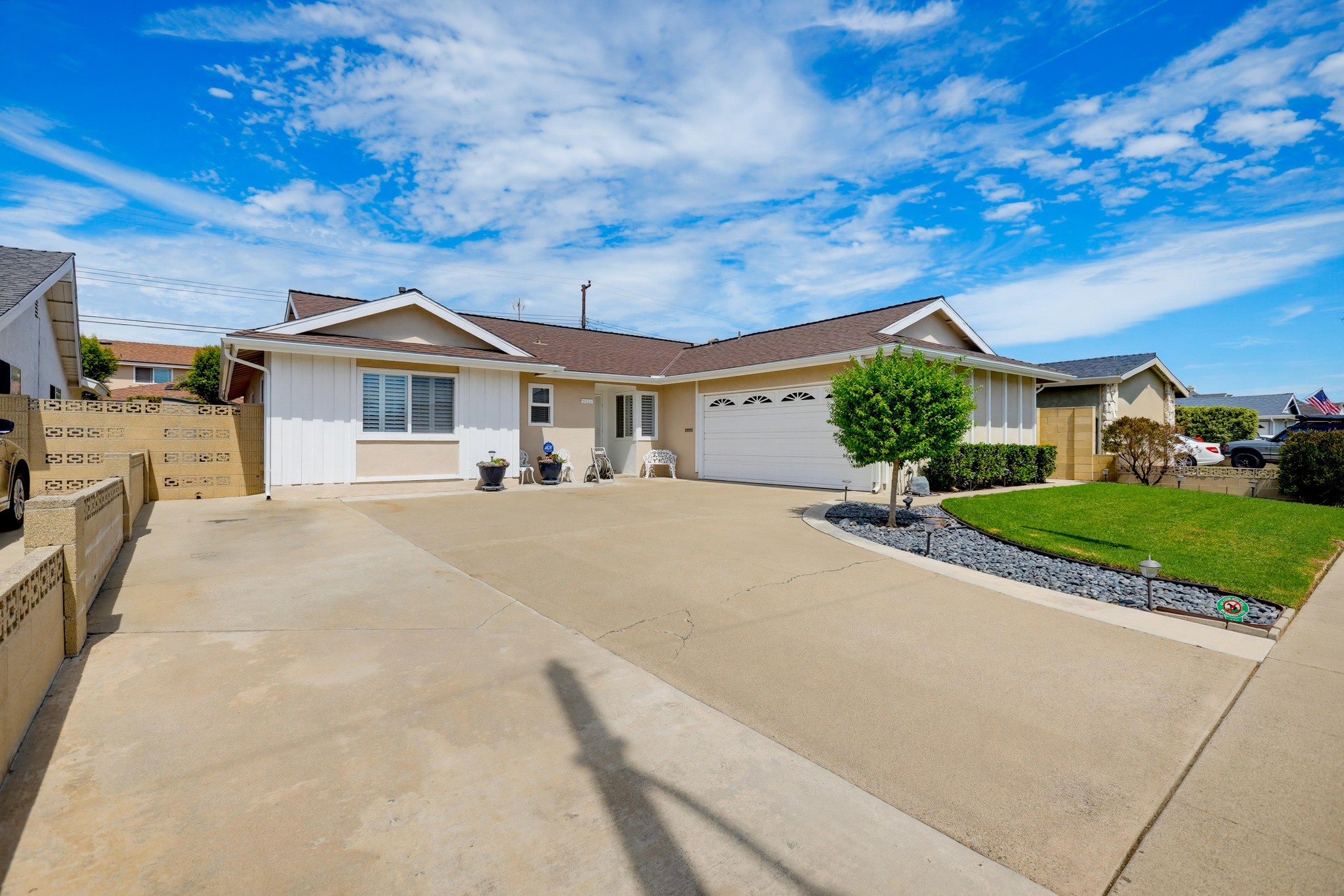 Virtual tour photo 5 of 69 for 5321 Park Ave
