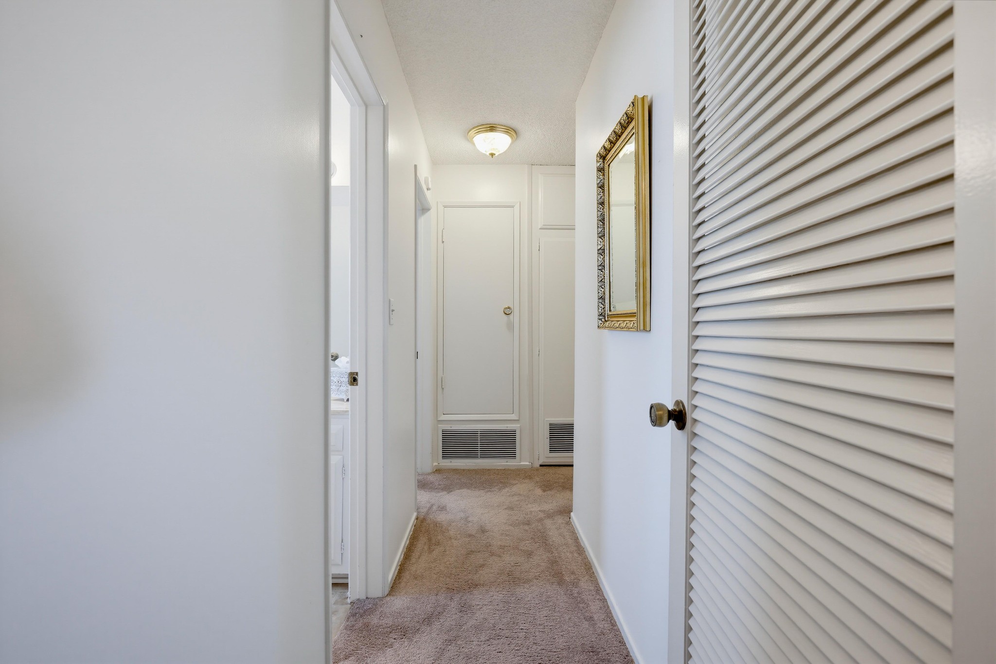 Virtual tour photo 32 of 69 for 5321 Park Ave
