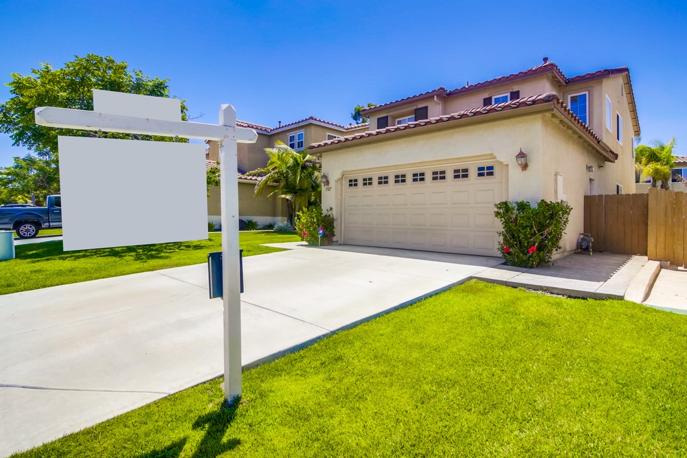 Virtual tour photo 3 of 44 for 5327 Seaglen Way