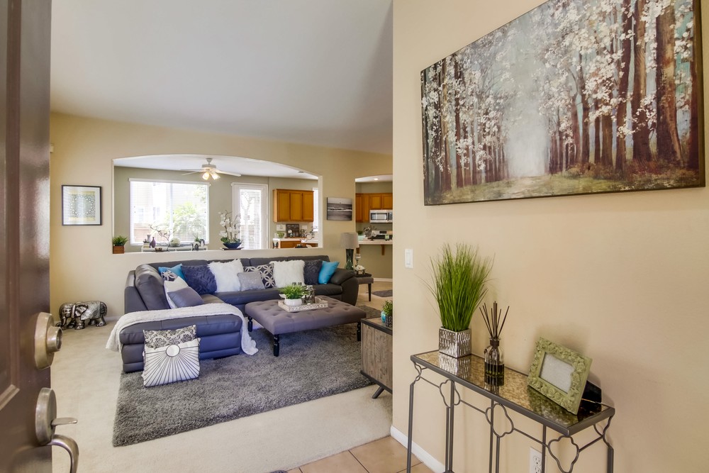 Virtual tour photo 6 of 44 for 5327 Seaglen Way