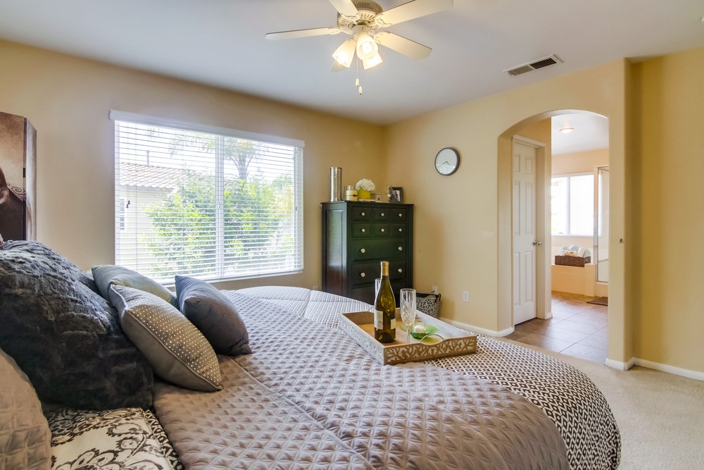 Virtual tour photo 31 of 44 for 5327 Seaglen Way
