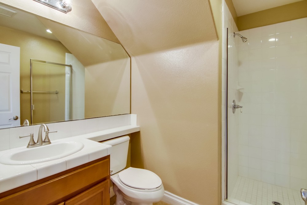 Virtual tour photo 31 of 78 for 5328 Quarterdeck Ln