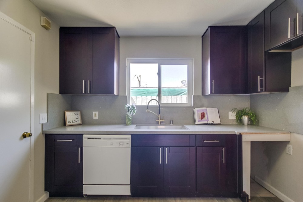 Virtual tour photo 21 of 53 for 533 42nd St
