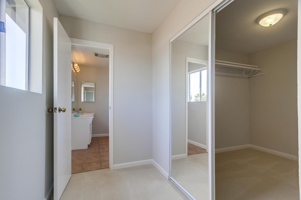 Virtual tour photo 29 of 53 for 533 42nd St