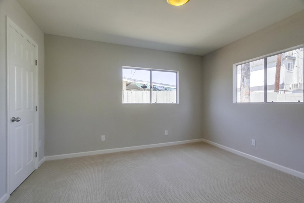 Virtual tour photo 36 of 53 for 533 42nd St