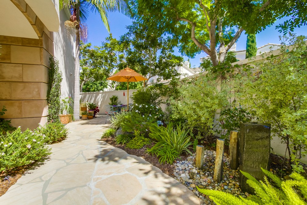 Virtual tour photo 5 of 51 for 5332 Renaissance Ave
