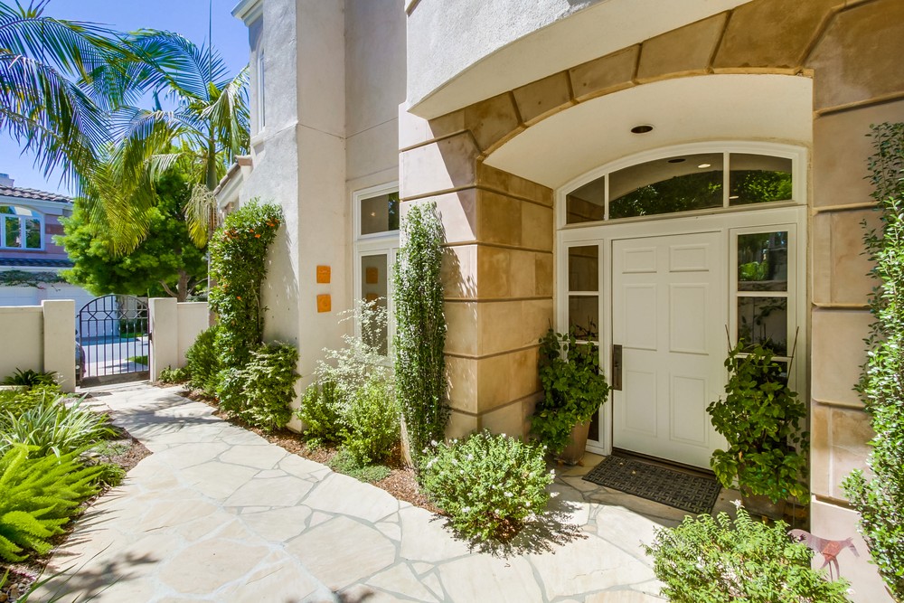 Virtual tour photo 7 of 51 for 5332 Renaissance Ave