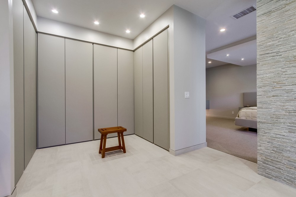 Virtual tour photo 37 of 51 for 5332 Renaissance Ave