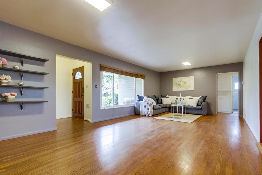 Virtual tour photo 8 of 39 for 5332 W Falls View Dr