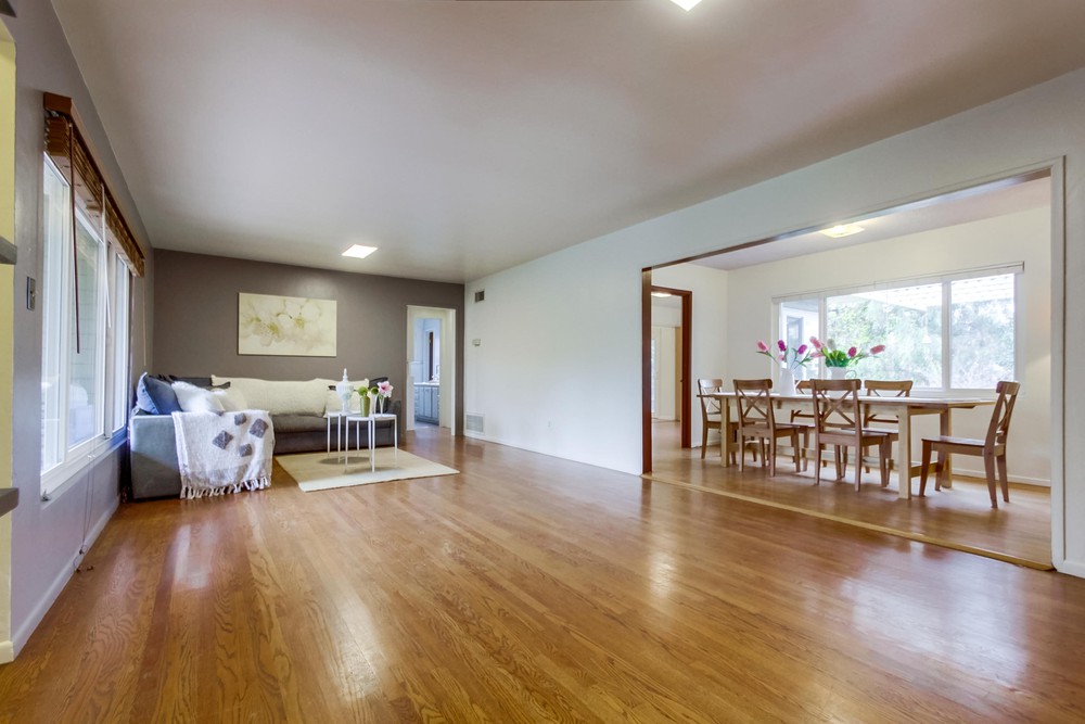 Virtual tour photo 10 of 39 for 5332 W Falls View Dr
