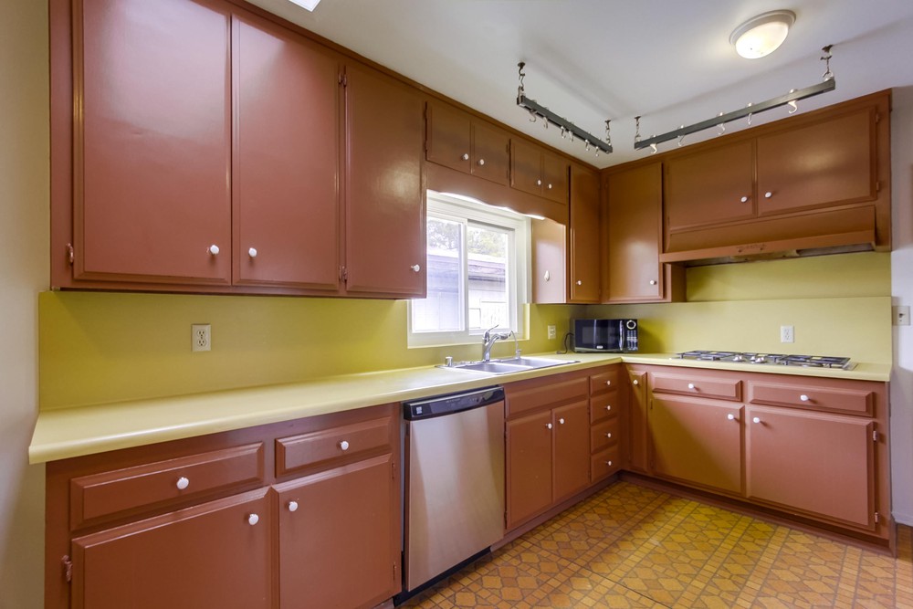 Virtual tour photo 16 of 39 for 5332 W Falls View Dr
