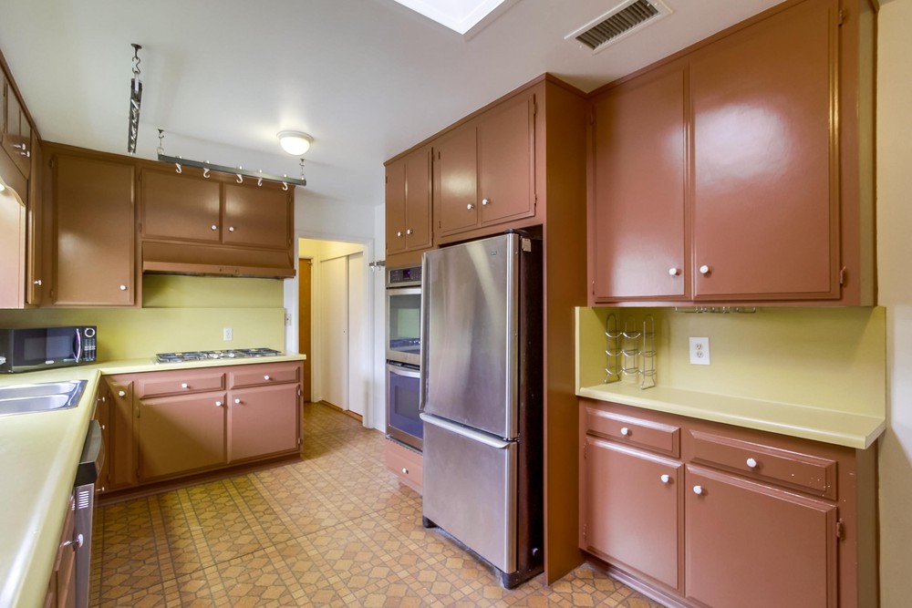 Virtual tour photo 17 of 39 for 5332 W Falls View Dr