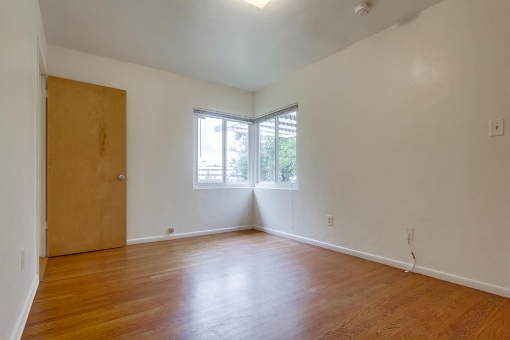 Virtual tour photo 24 of 39 for 5332 W Falls View Dr