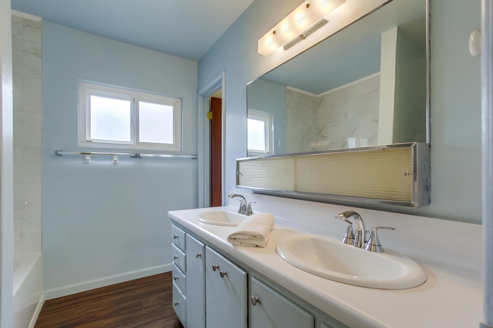 Virtual tour photo 33 of 39 for 5332 W Falls View Dr