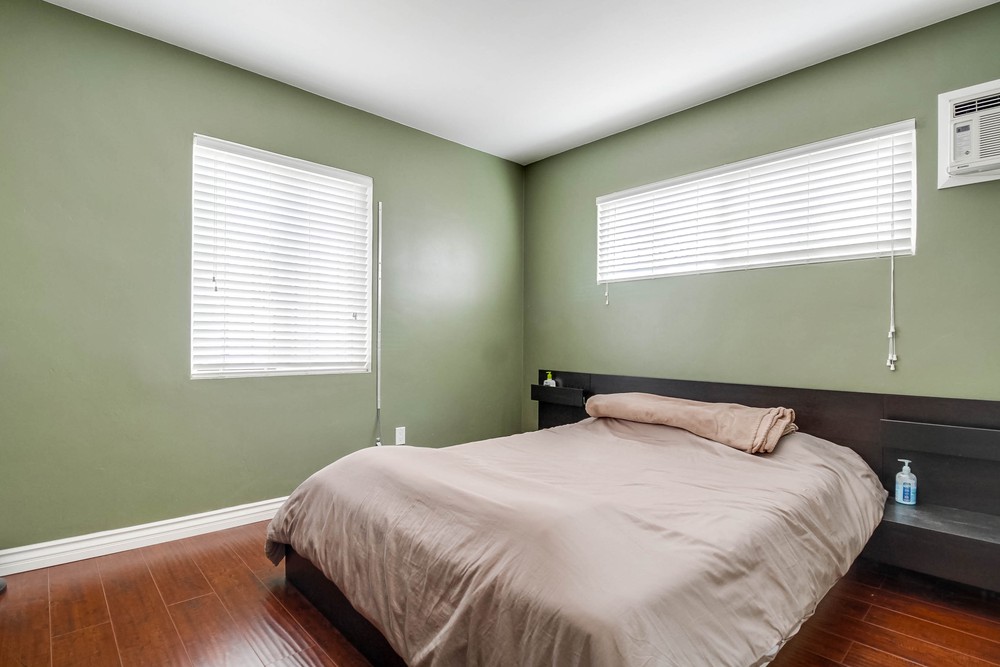Virtual tour photo 35 of 58 for 5335 Quince St