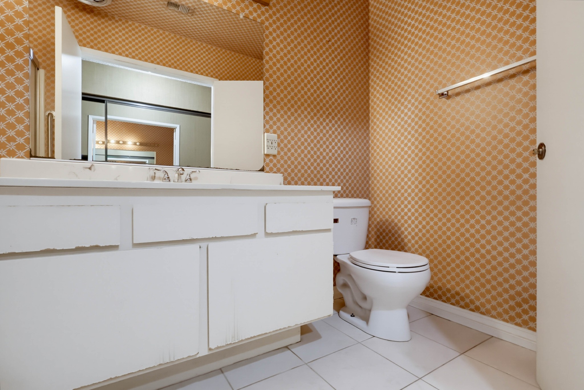 Virtual tour photo 42 of 69 for 5339 Coldwater Canyon Ave Apt B