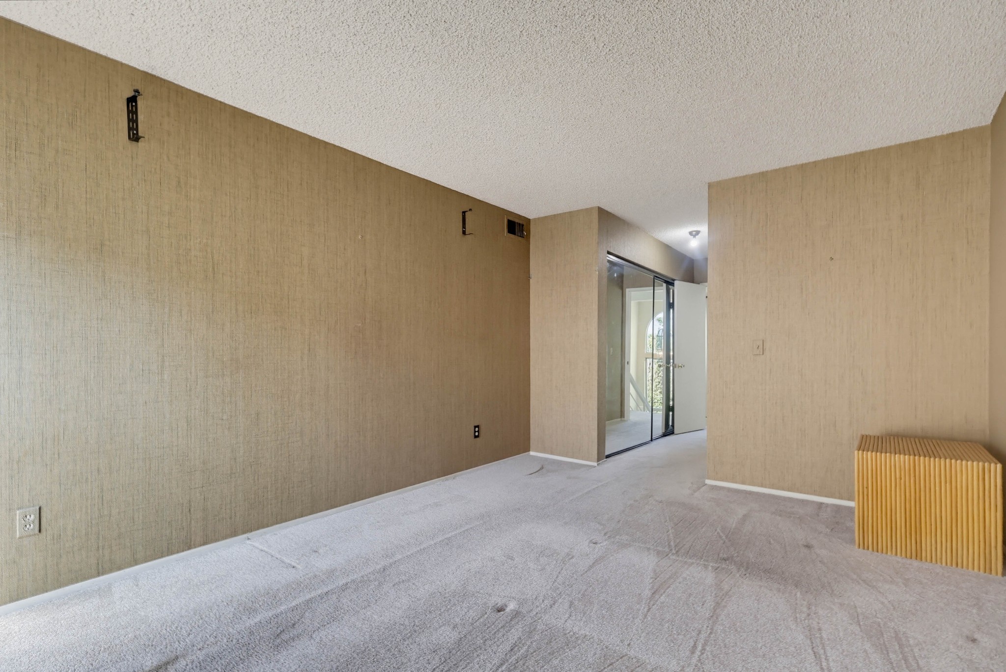 Virtual tour photo 47 of 69 for 5339 Coldwater Canyon Ave Apt B