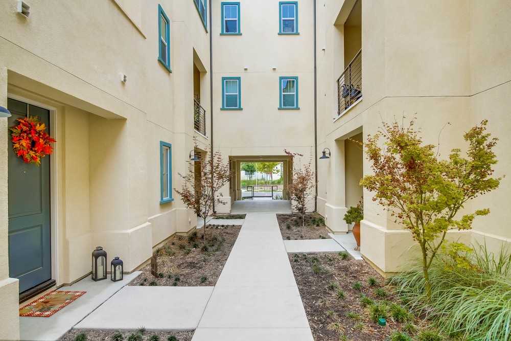 Virtual tour photo 9 of 68 for 5340 Calle Rockfish