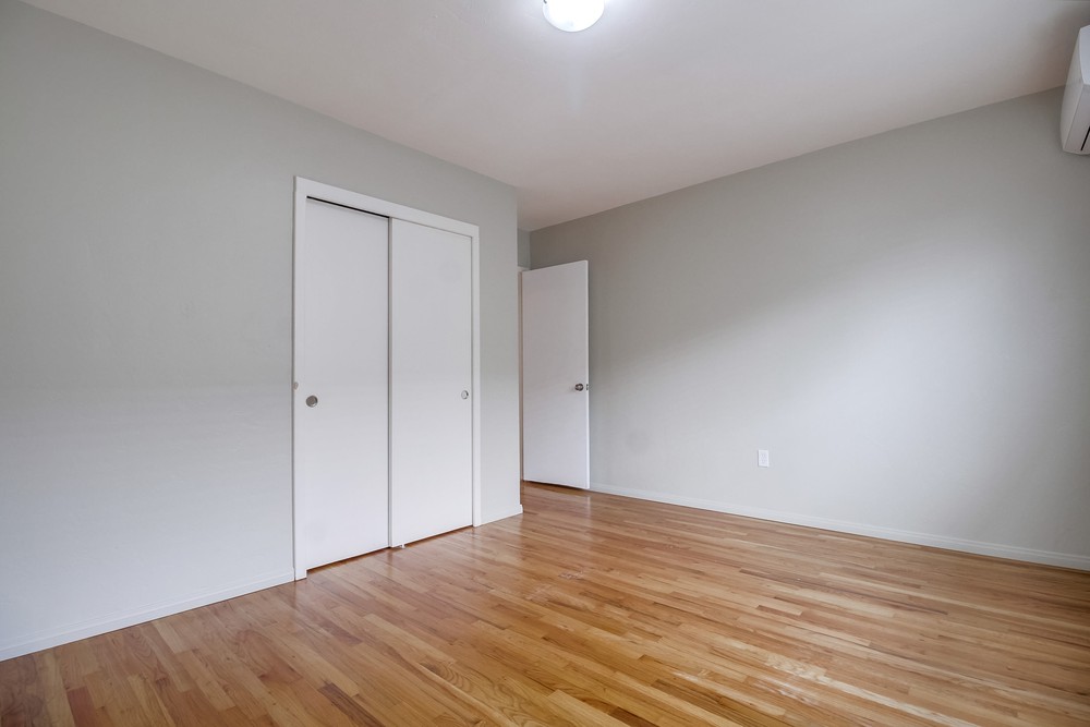 Virtual tour photo 34 of 55 for 5345 Roswell St
