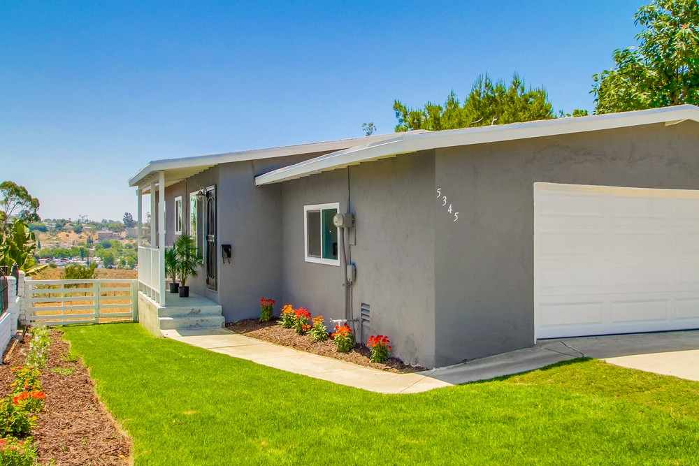 Virtual tour photo 4 of 65 for 5345 Roswell St