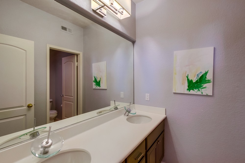 Virtual tour photo 32 of 35 for 5349 Renaissance Ave