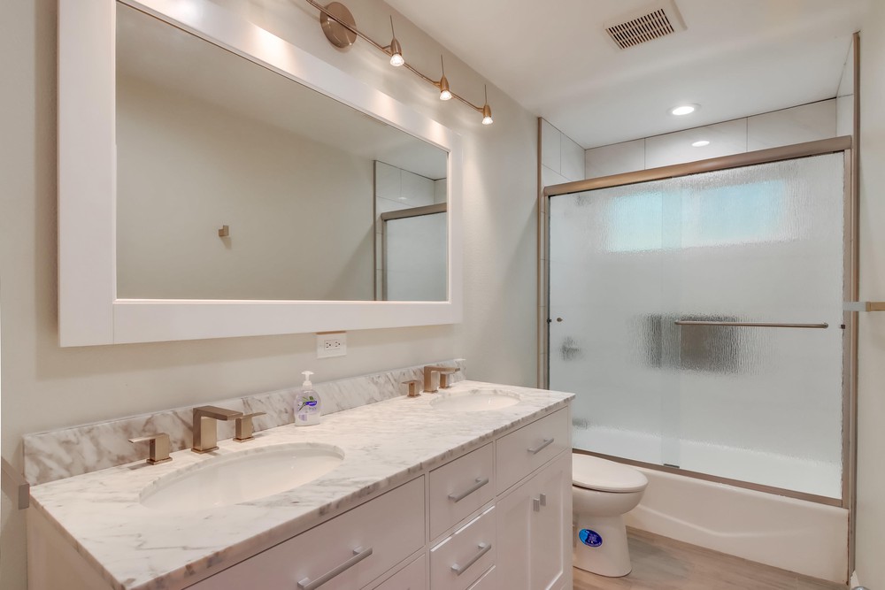 Virtual tour photo 33 of 57 for 5350 Reservoir Dr