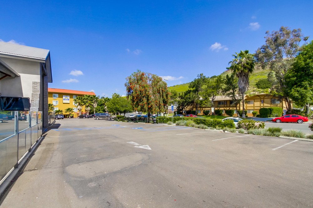 Virtual tour photo 4 of 79 for 5351 Adobe Falls Rd