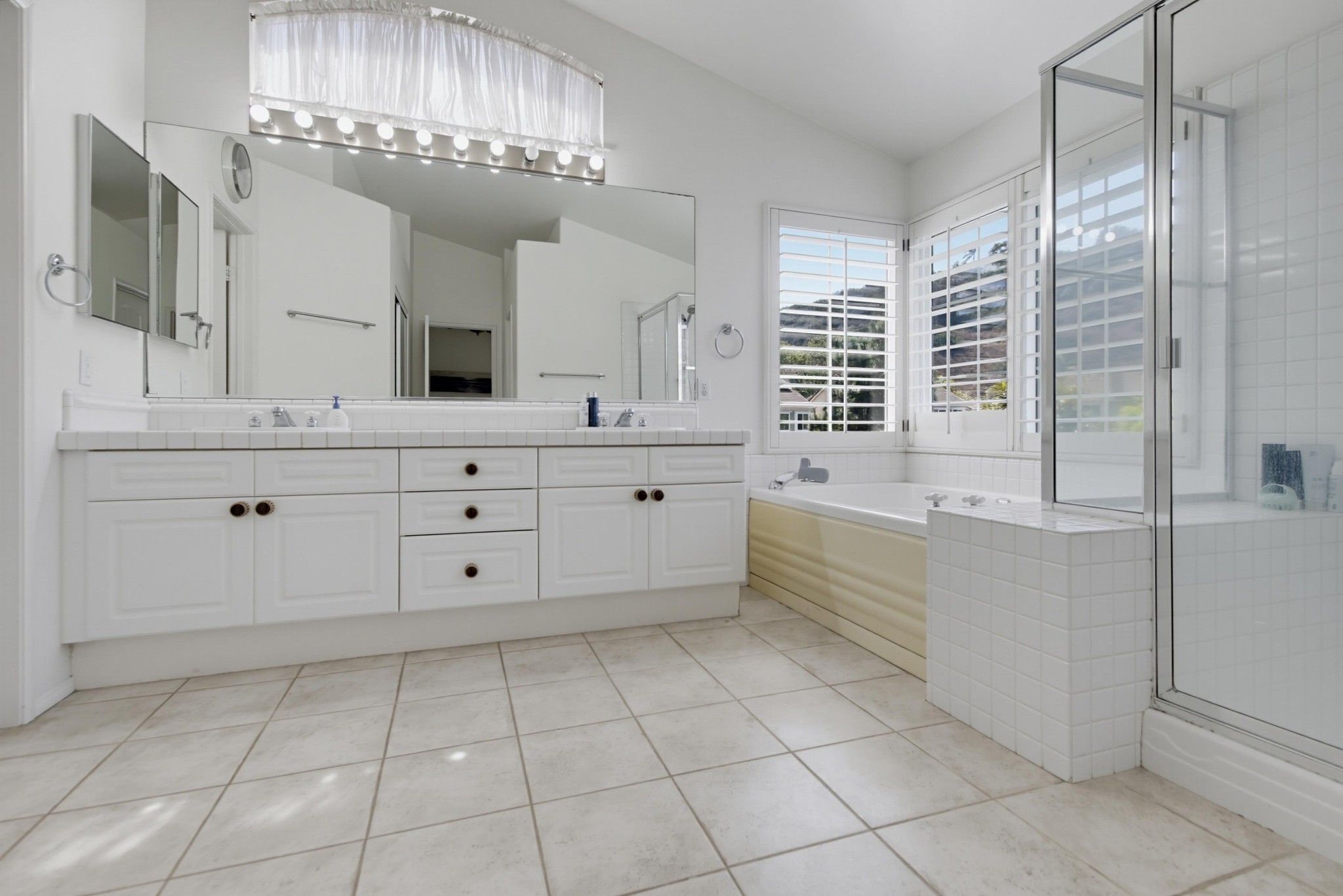 Virtual tour photo 37 of 60 for 5355 Caminito Exquisito