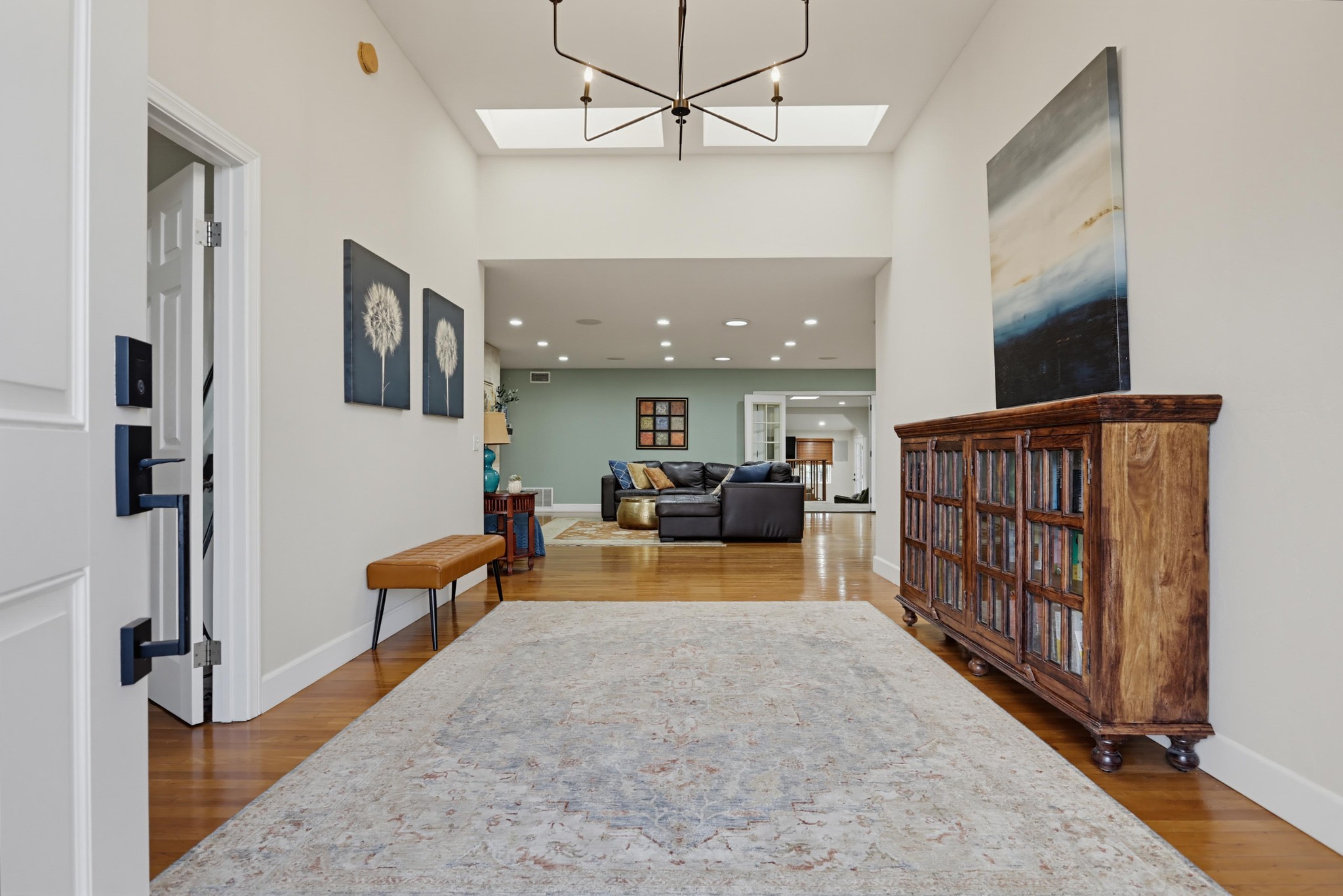 Virtual tour photo 9 of 46 for 5356 W Falls View Dr