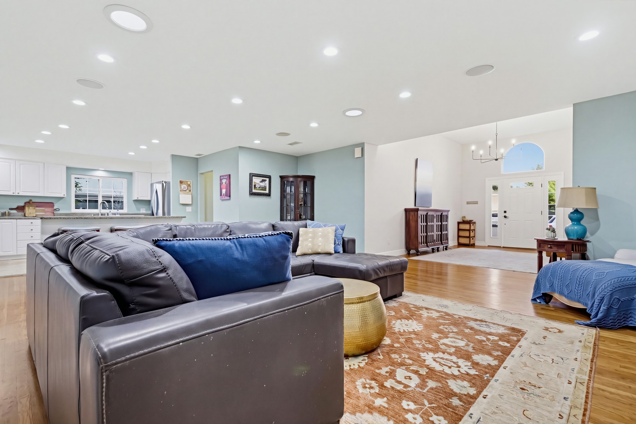 Virtual tour photo 13 of 46 for 5356 W Falls View Dr