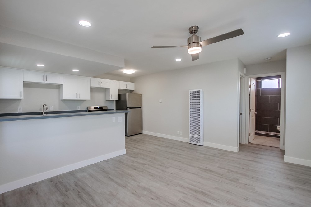Virtual tour photo 9 of 28 for 5358 Wightman St