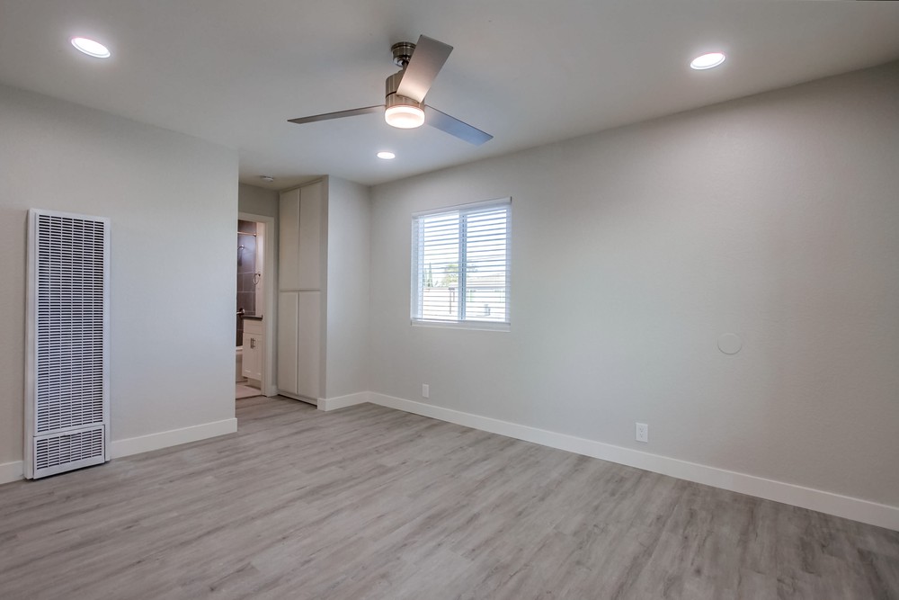 Virtual tour photo 12 of 28 for 5358 Wightman St
