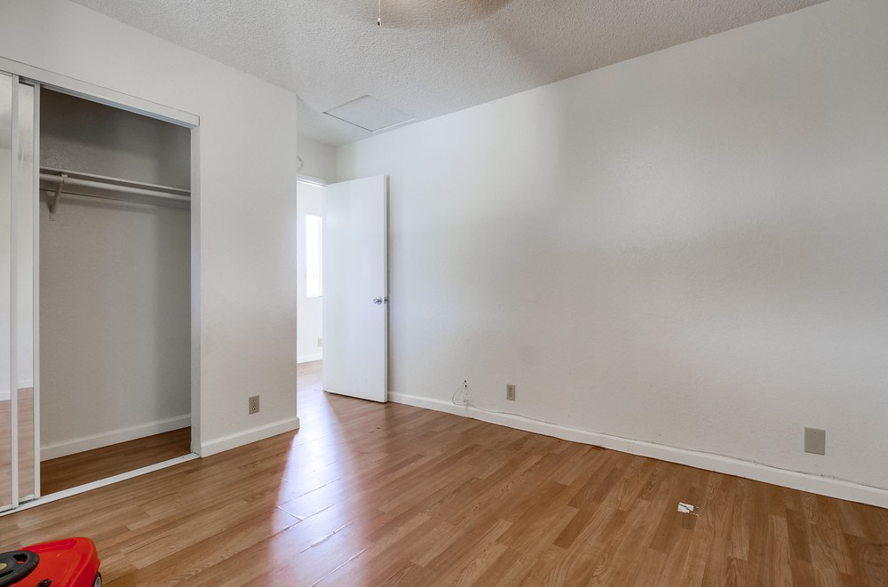 Virtual tour photo 25 of 34 for 5358 Wightman St