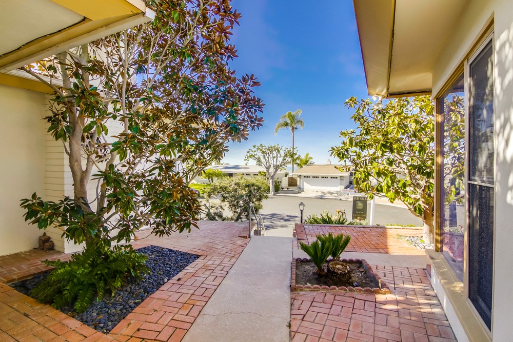 Virtual tour photo 8 of 57 for 5361 Van Nuys Ct
