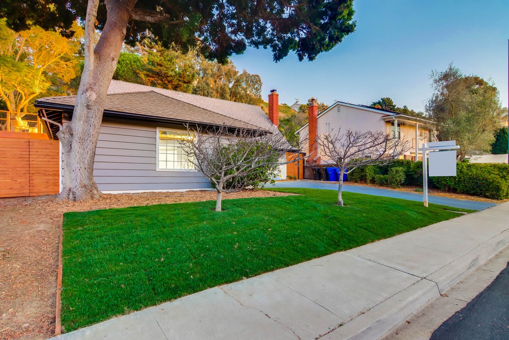 Virtual tour photo 4 of 100 for 5361 Vickie Dr