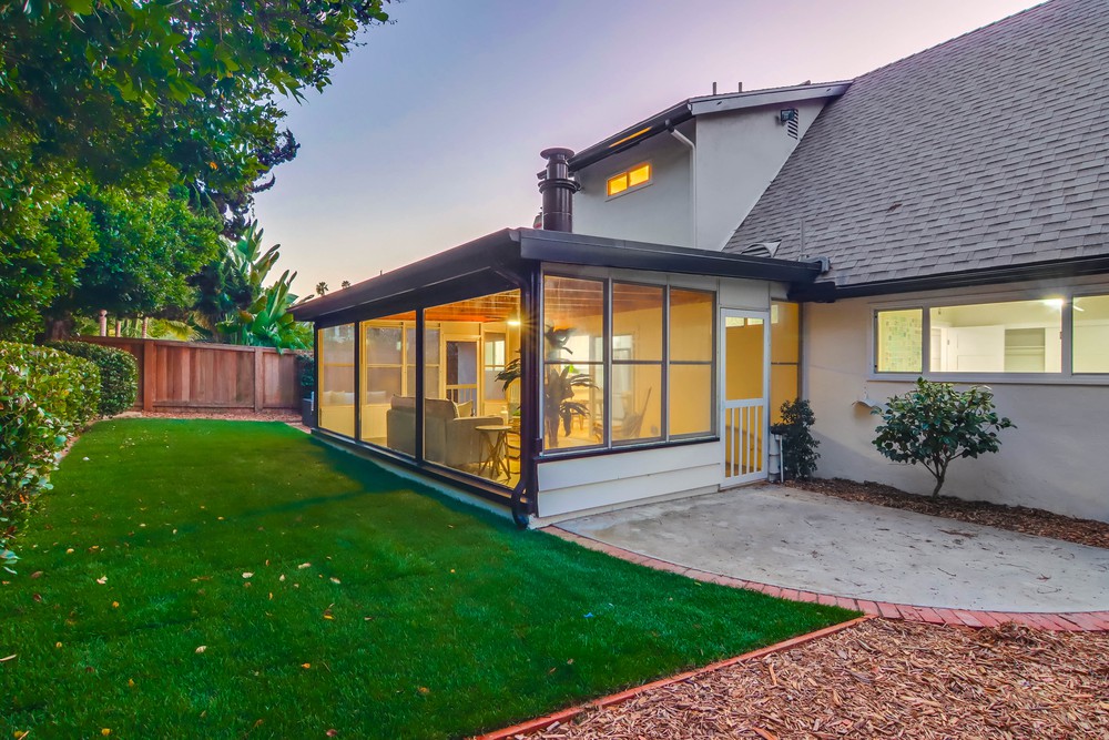 Virtual tour photo 14 of 100 for 5361 Vickie Dr