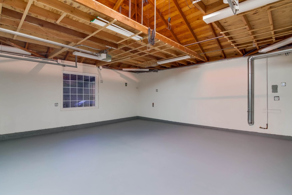Virtual tour photo 81 of 100 for 5361 Vickie Dr