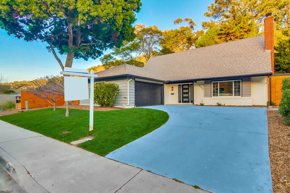 Virtual tour photo 82 of 100 for 5361 Vickie Dr