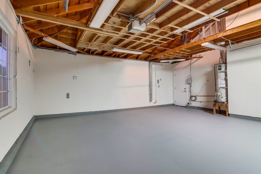Virtual tour photo 93 of 100 for 5361 Vickie Dr